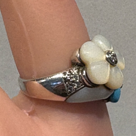 Artisan Sterling Silver Mother-of-Pearl & Turquoise Flower Statement Ring Size 8 - Picture 6 of 13